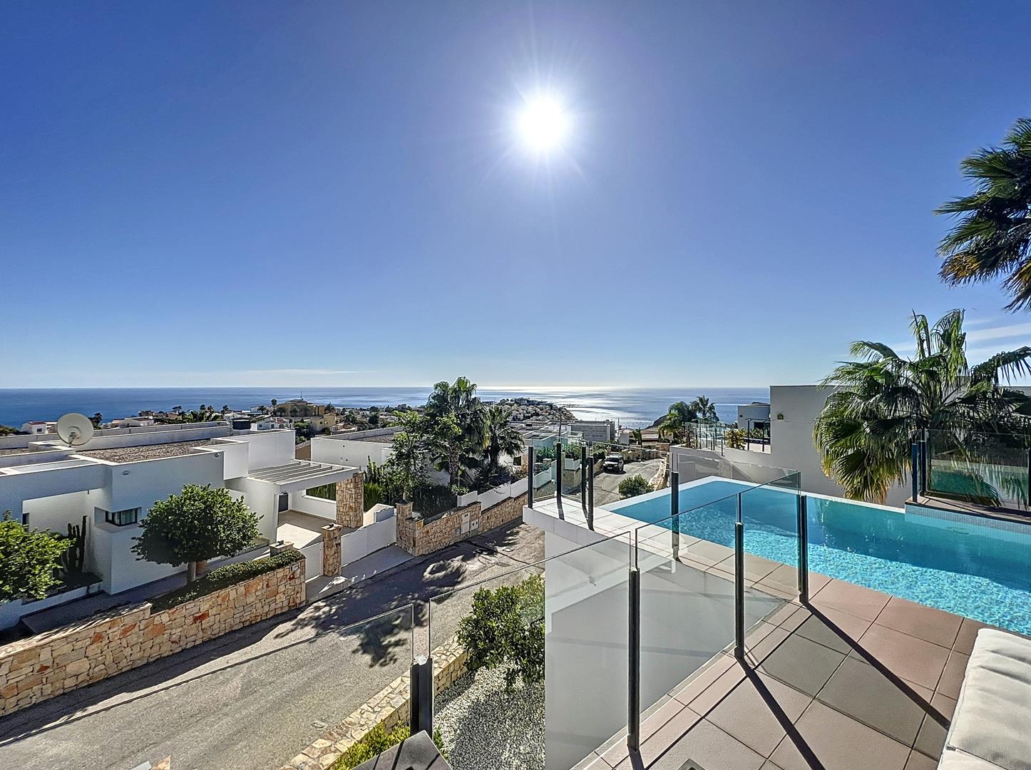 Contemporary Villa for Sale with Sea Views