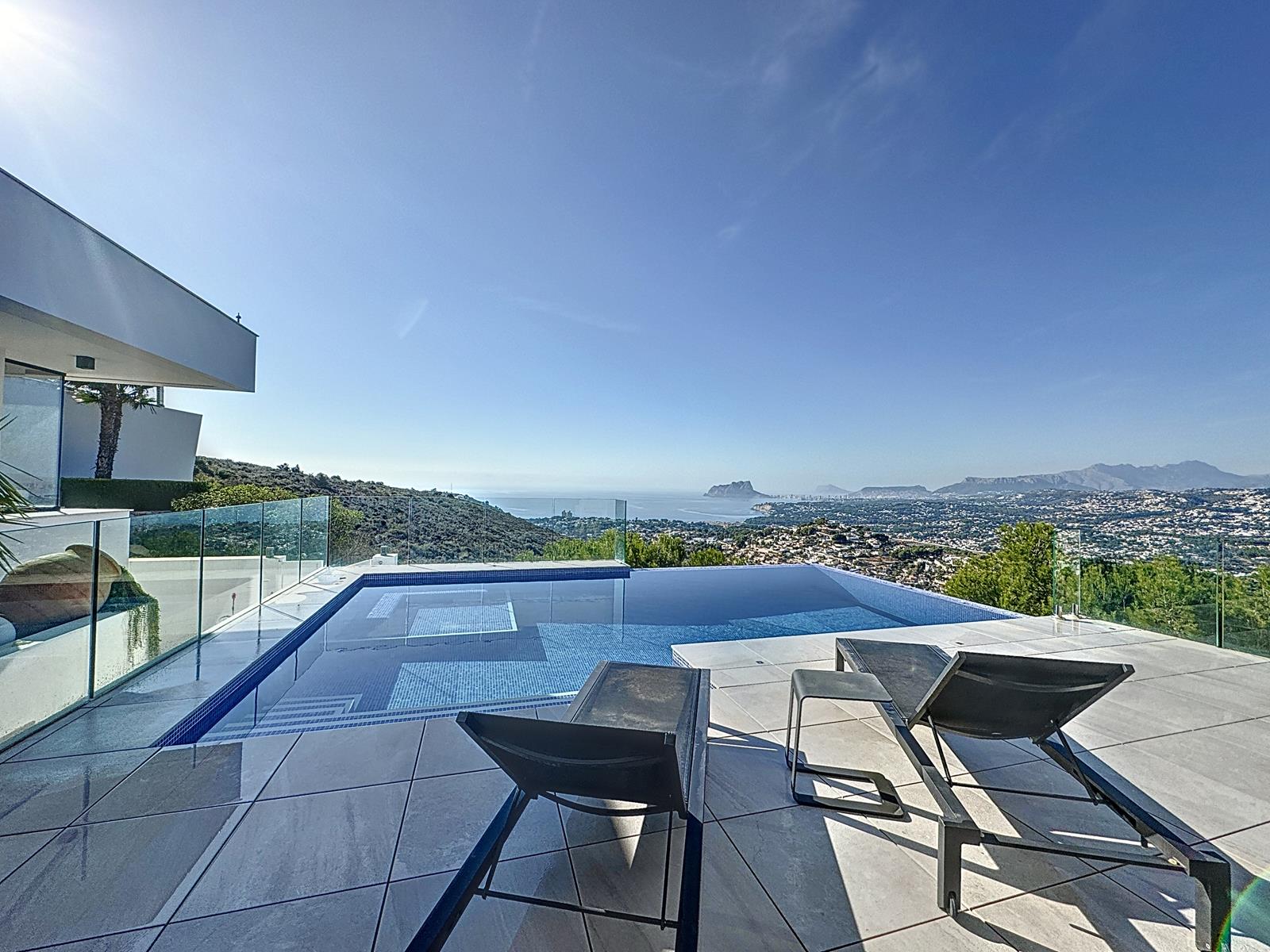 Cumbre del Sol, villa de luxe moderne à vendre