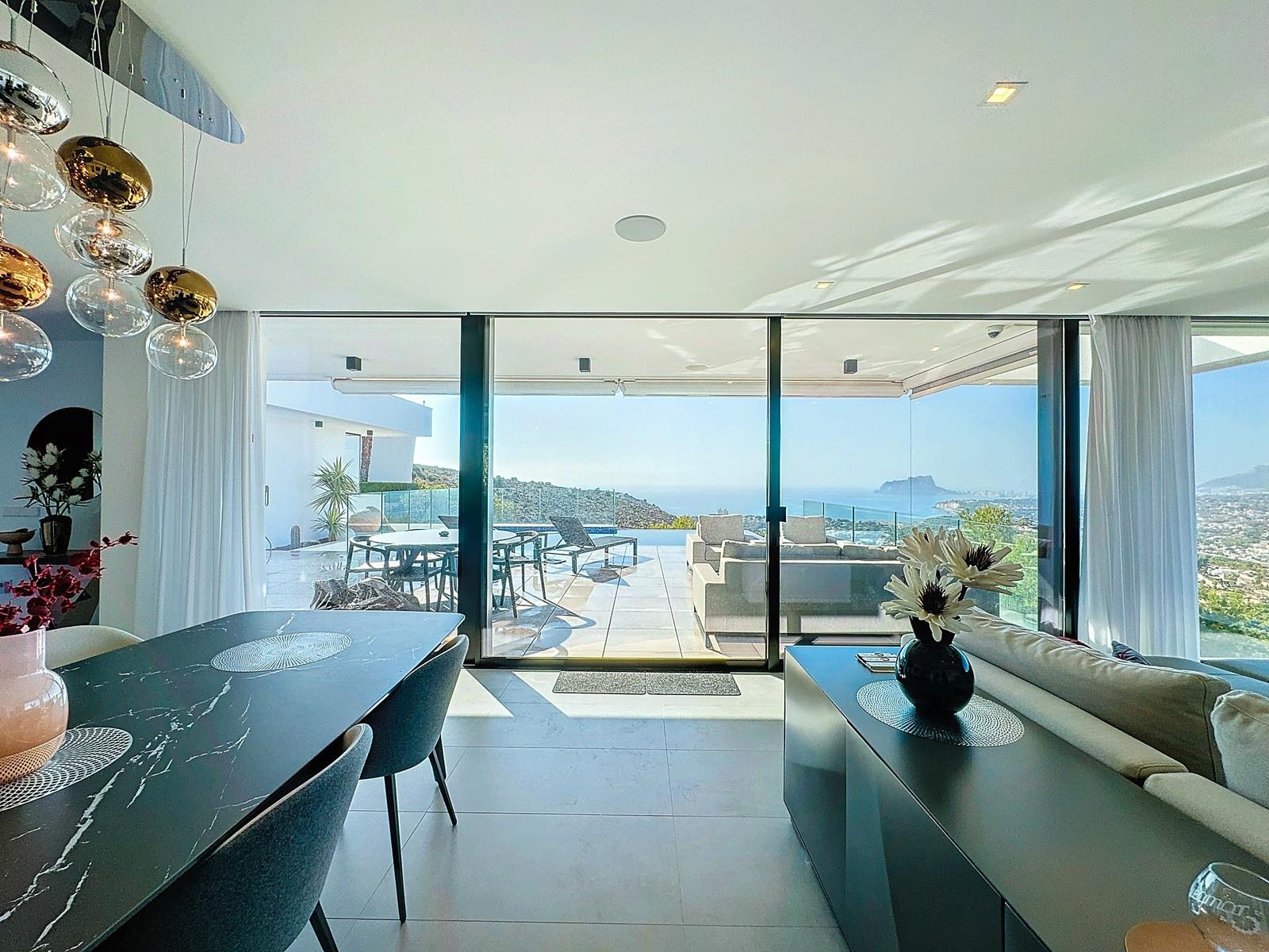 Cumbre del Sol, villa de luxe moderne à vendre