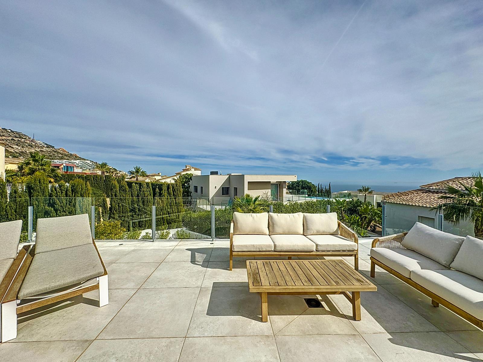 Cumbre del Sol Moderne villa met uitzicht op zee