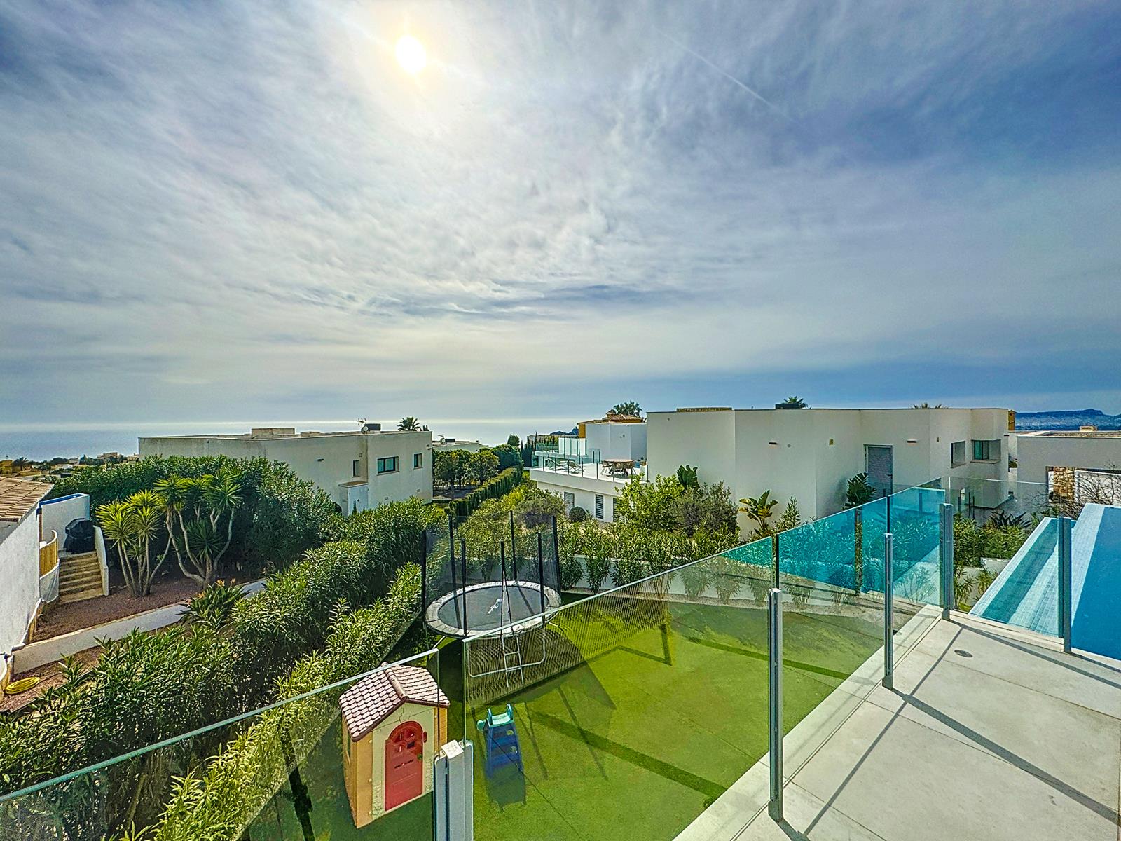 Cumbre del Sol Modern villa with sea views