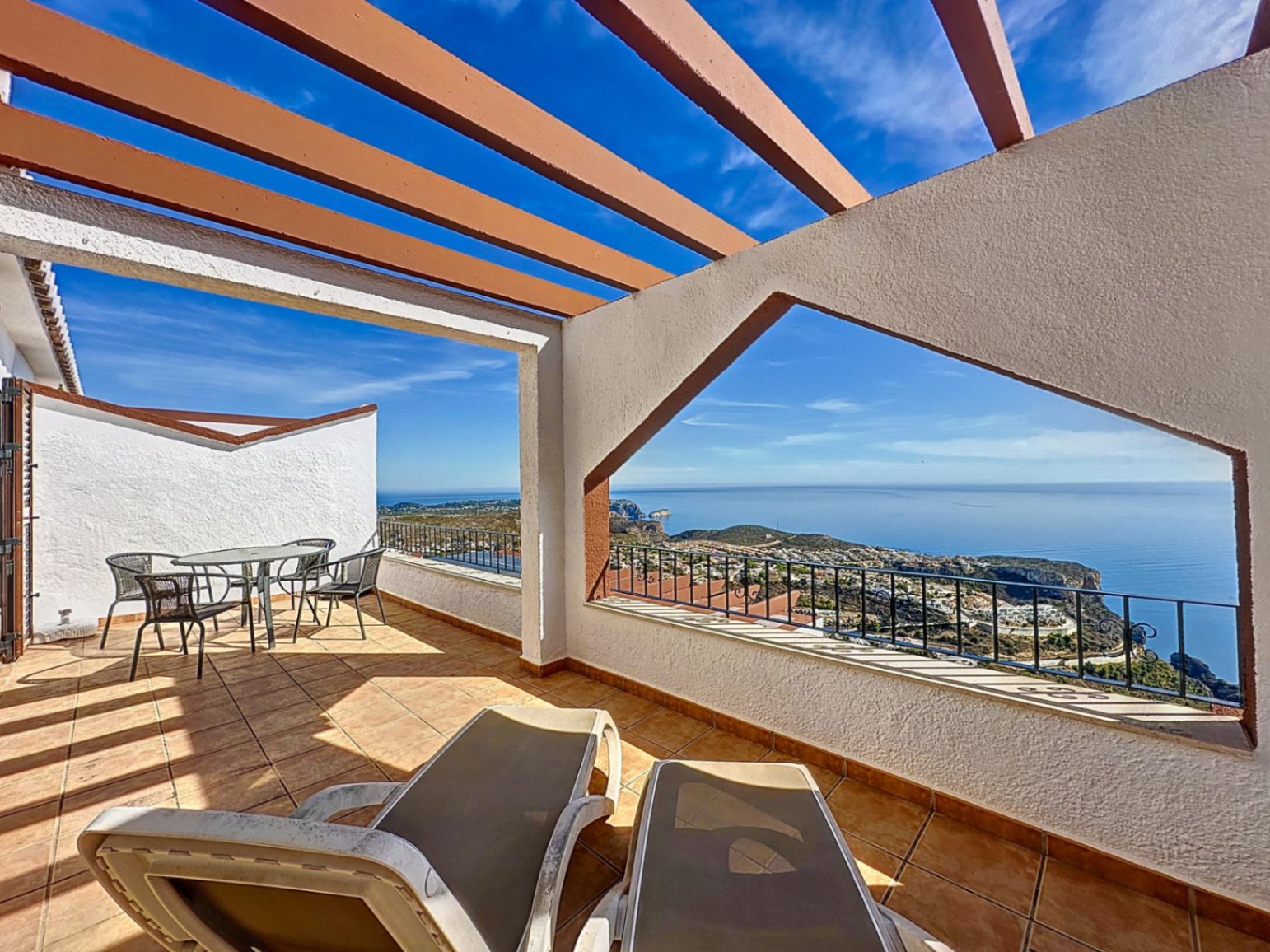 Кумбре дель Соль Пуэбло Панорамная квартира с видом на море