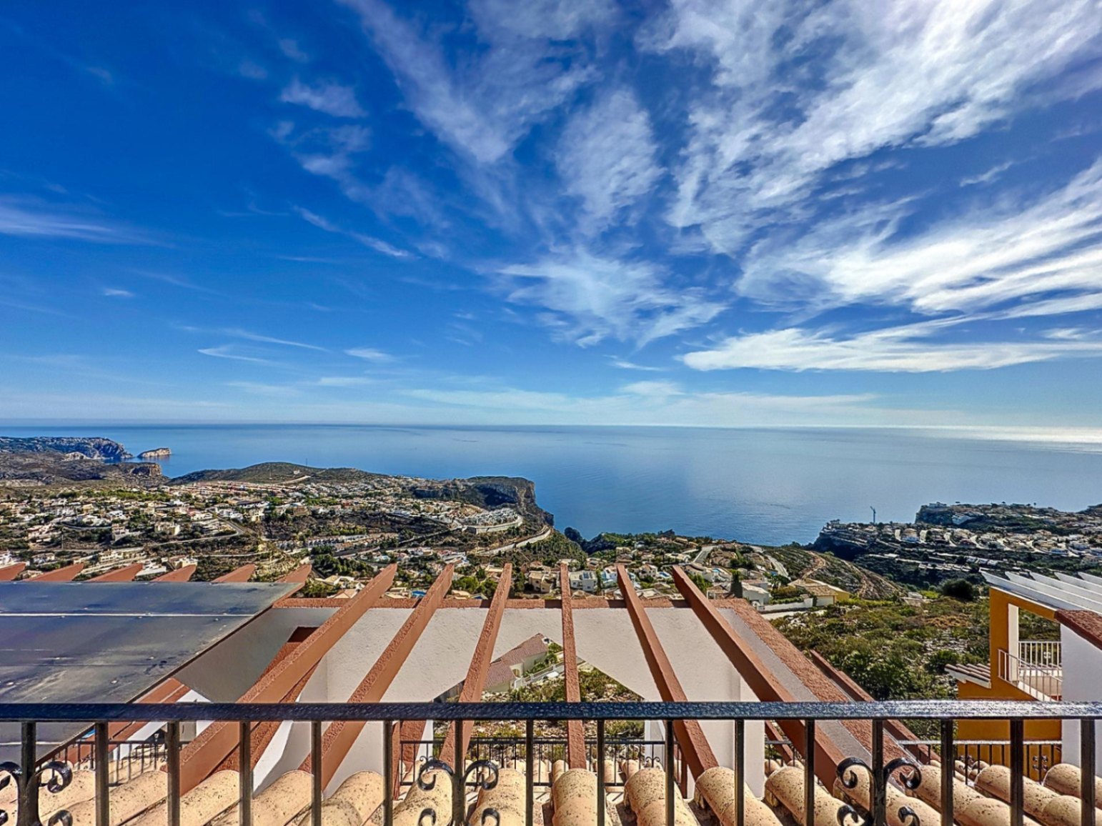 Кумбре дель Соль Пуэбло Панорамная квартира с видом на море