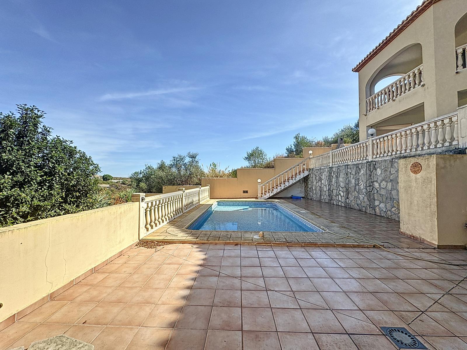 Cumbre del Sol Villa te koop met privé zwembad