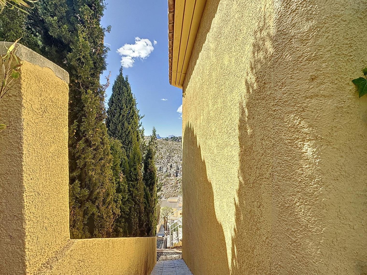 Villa Cumbre del Sol avec des vues spectaculaires