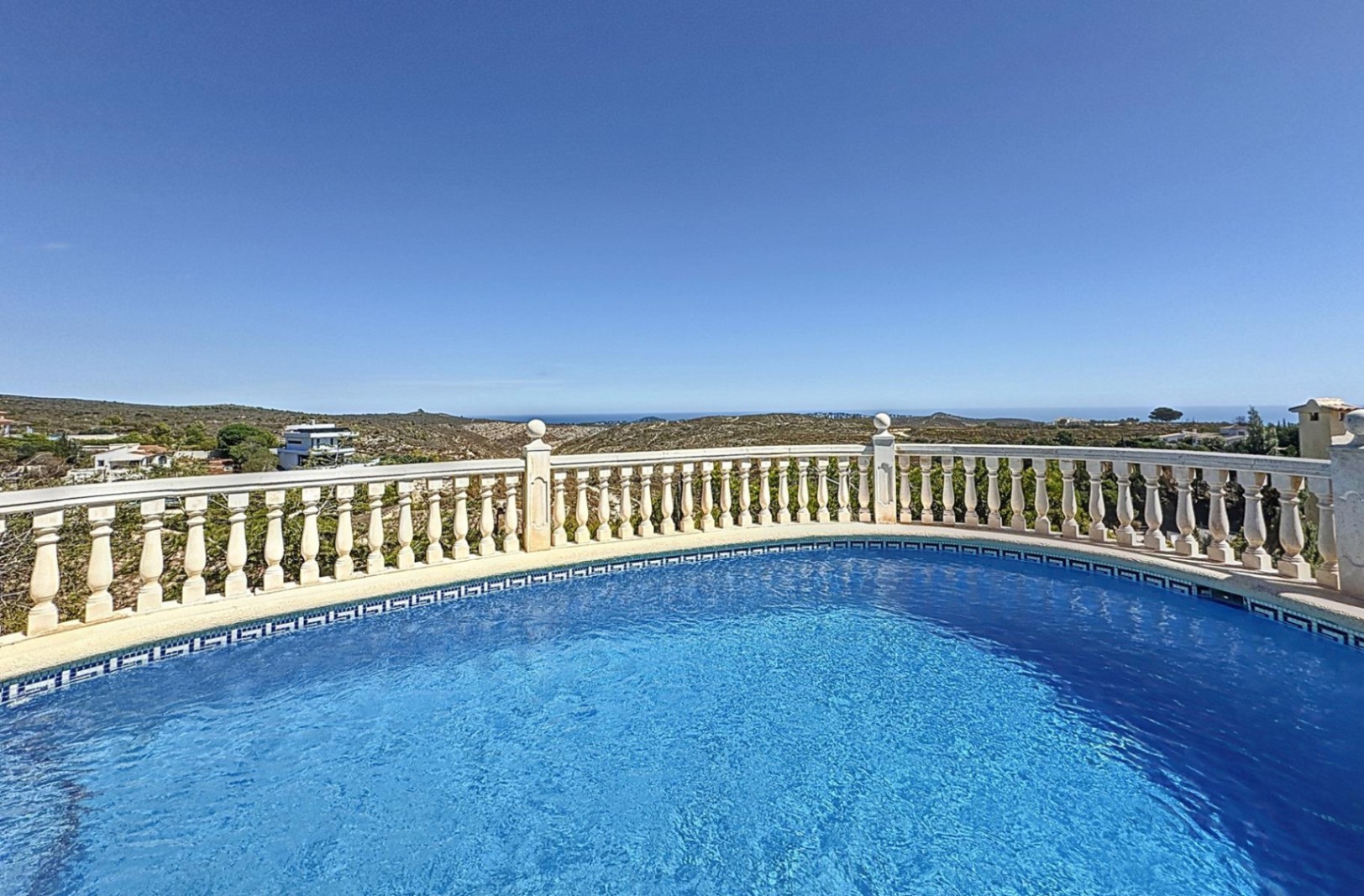 Villa Cumbre del Sol met uitzicht op zee en privézwembad