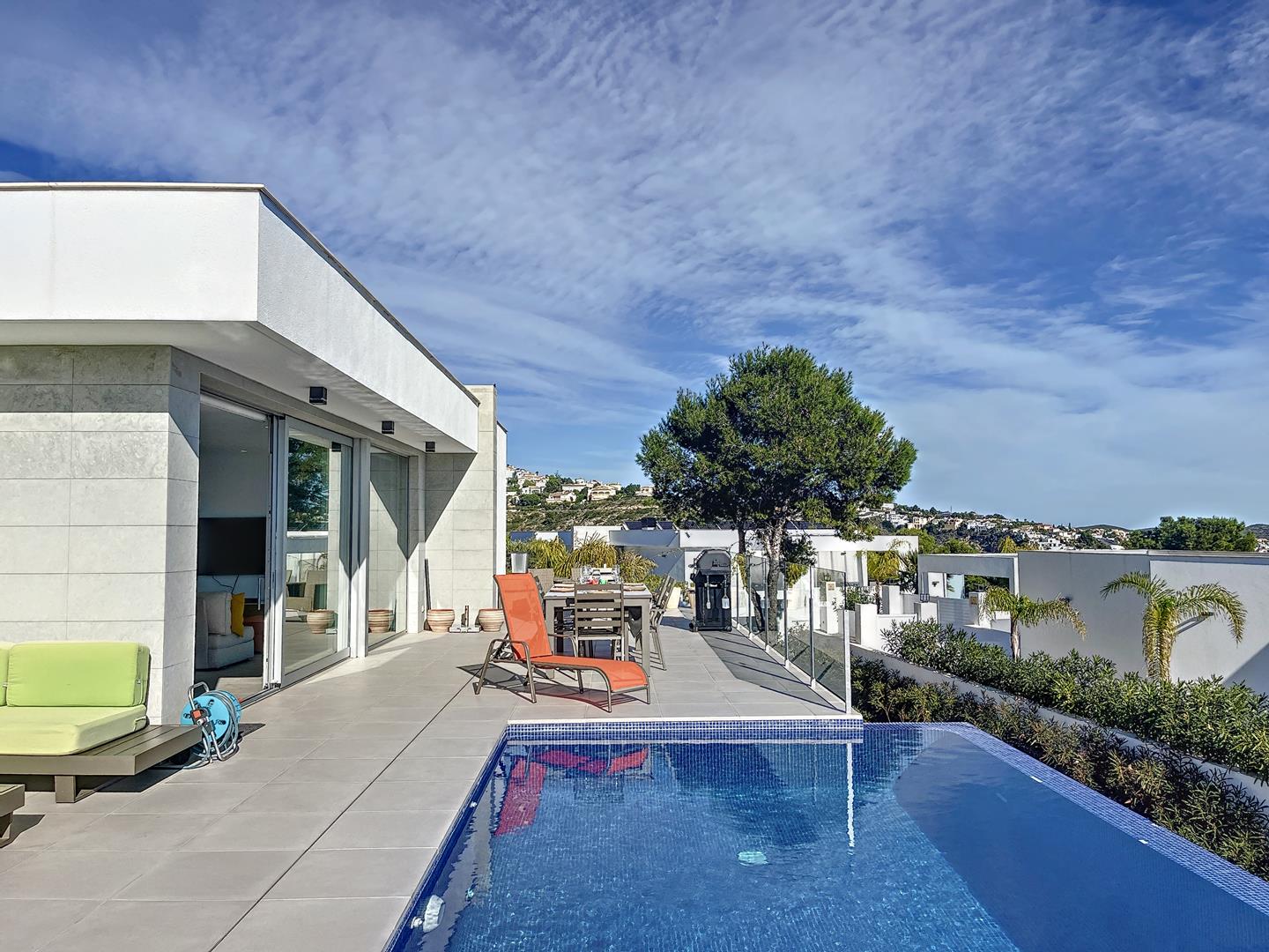 Modern villa with sea views and private pool