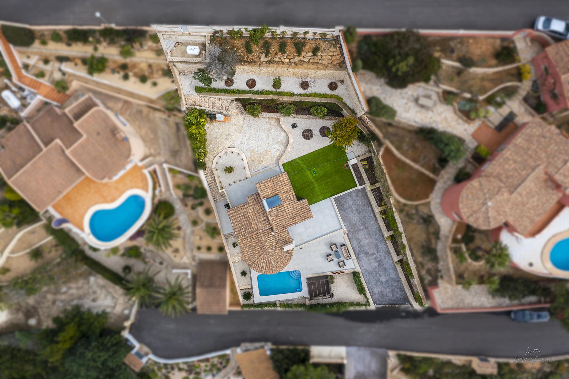 Renovierte Villa mit privatem Pool und Garage